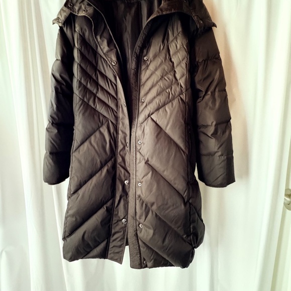 London Fog Black Women's L Down Hooded Puffer Coat - Zip & Snap Closure - Picture 1 of 16